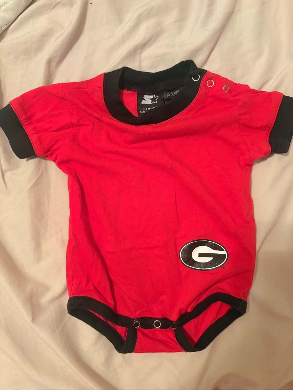Georgia Bulldogs Red & Black Baby Onesie with 'G' Logo